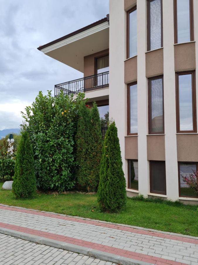 Guesthouse Green Fields Garmen Exterior foto